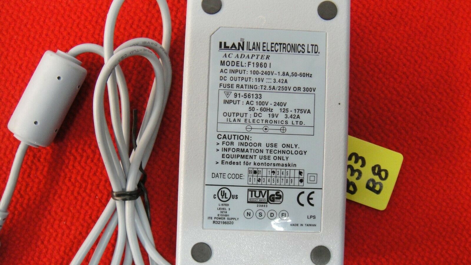Original Véritable Ilan modèle F19601 AC Adaptateur 19 V DC Sortie 3.42 A Item: Original genuine ILAN AC Adapter 19V dc Original Véritable Ilan modèle F19601 AC Adaptateur 19 V DC Sortie 3.42 A Item: Original genuine ILAN AC Adapter 19V dc